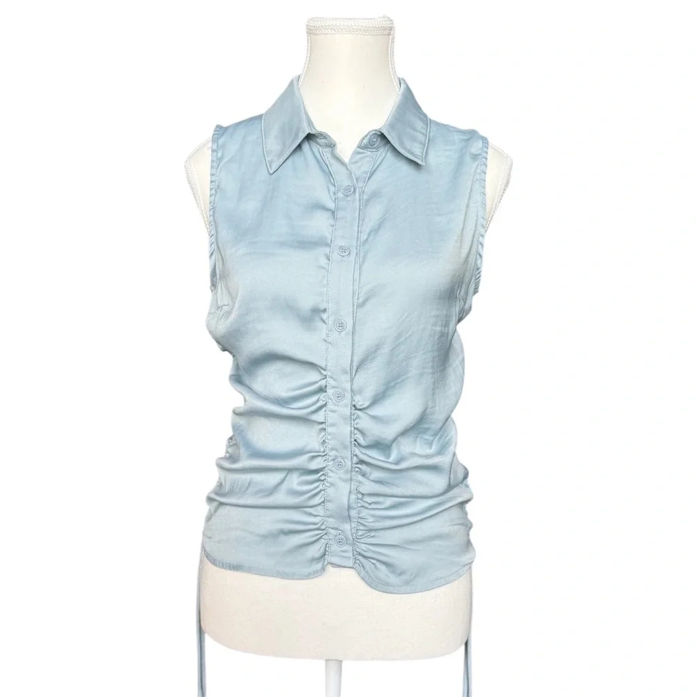 Fashion Nova Light Blue Sleeveless Button-Up Top - Picture 1 of 12